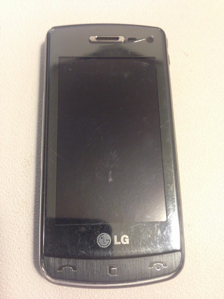 LG GD900.jpg