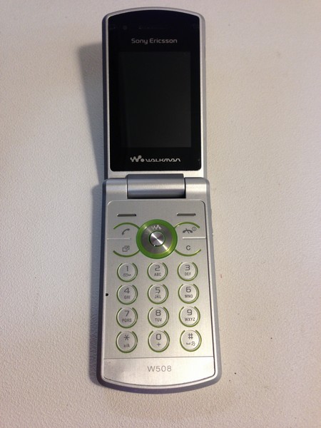 Sony Ericsson W508.jpg